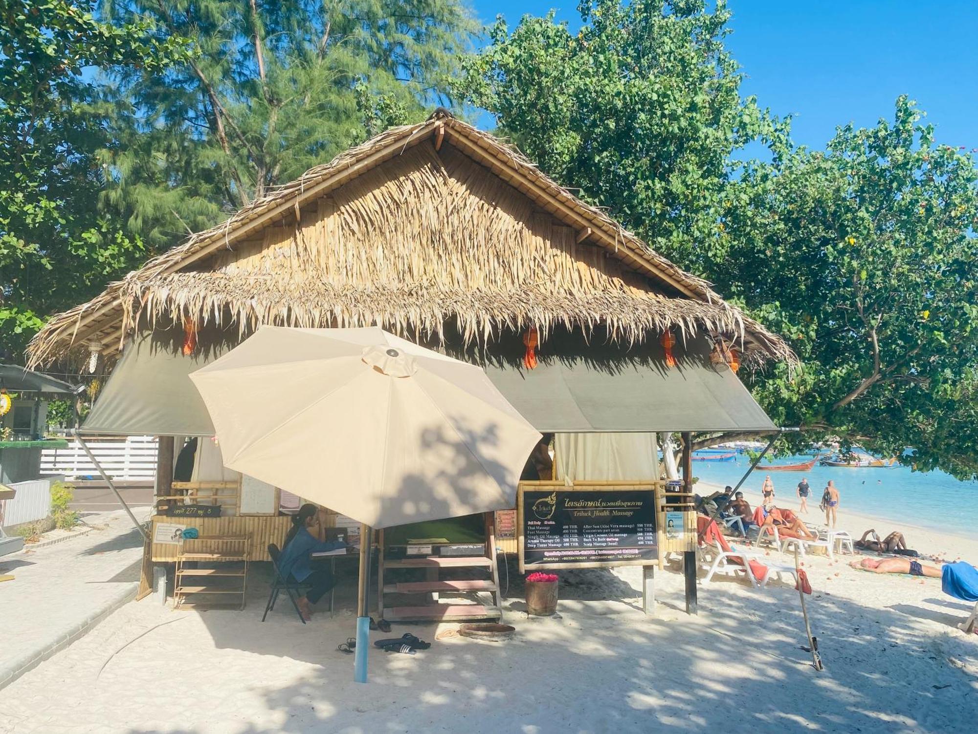 Bella Vista Beach Resort Koh Lipe Exterior foto