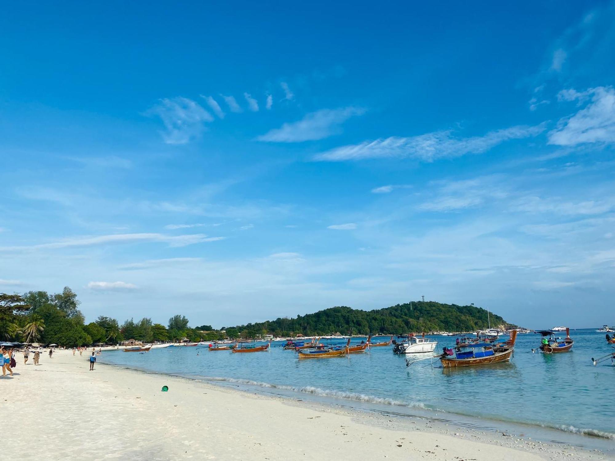 Bella Vista Beach Resort Koh Lipe Exterior foto